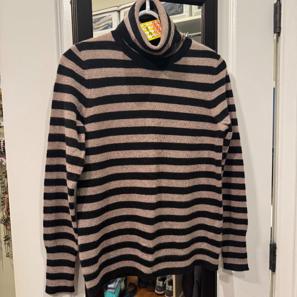 White + Warren Cashmere sweater